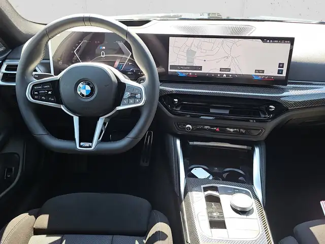 BMW I4 view 12