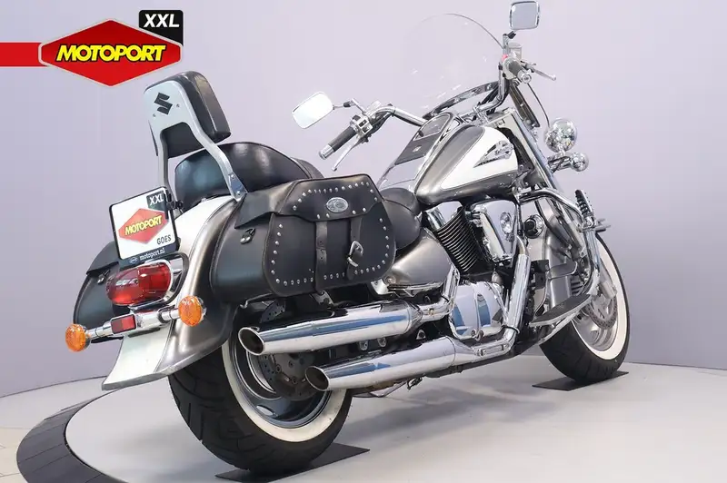 Suzuki Intruder 1500 - foto 3