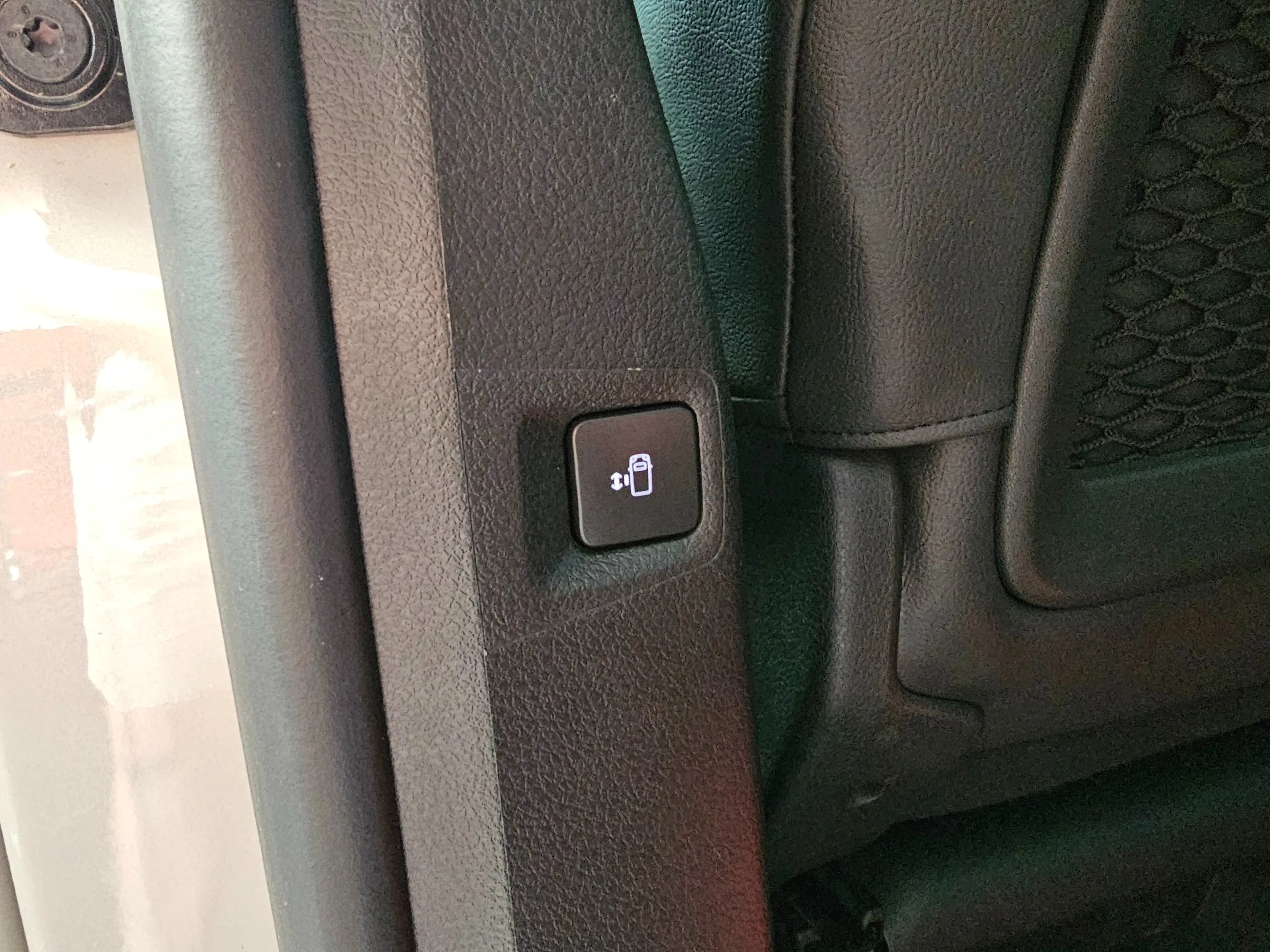 Citroen Spacetourer Spacetourer M 2.0 BlueHDi 180 EAT8 Shine — photo 15