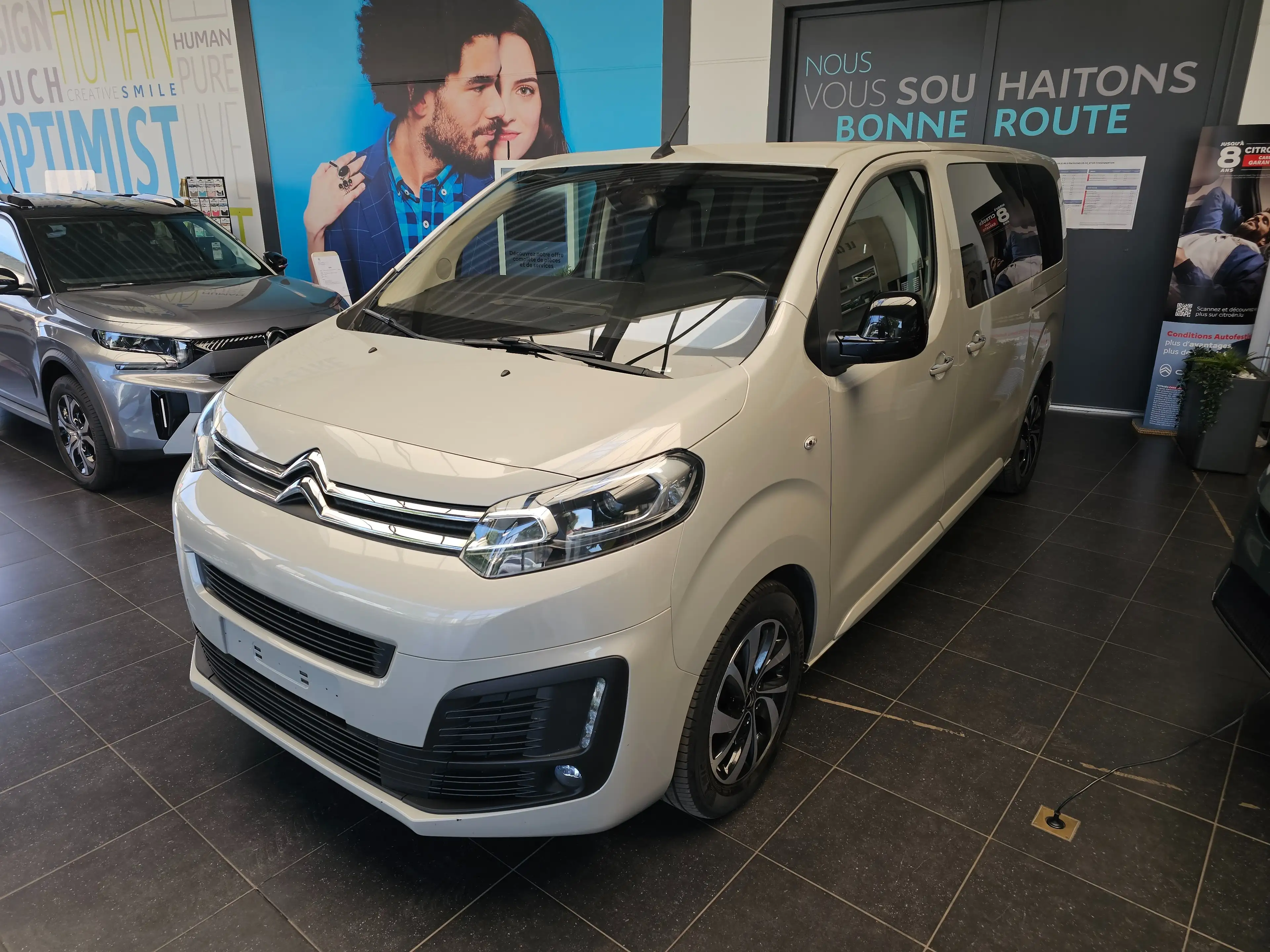 Citroen Spacetourer Spacetourer M 2.0 BlueHDi 180 EAT8 Shine