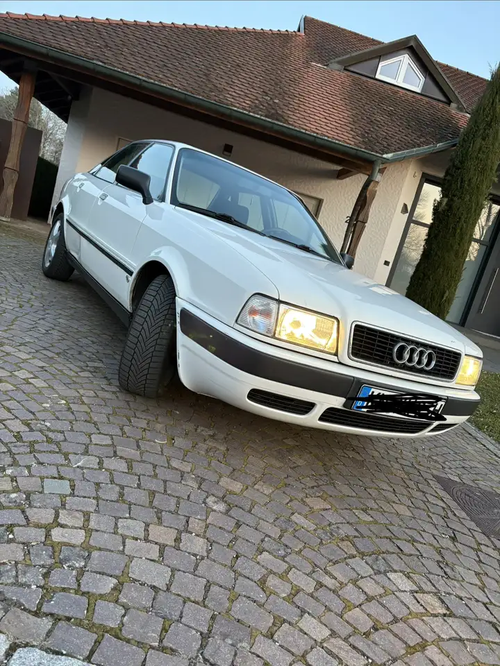 Audi 80, foto 1