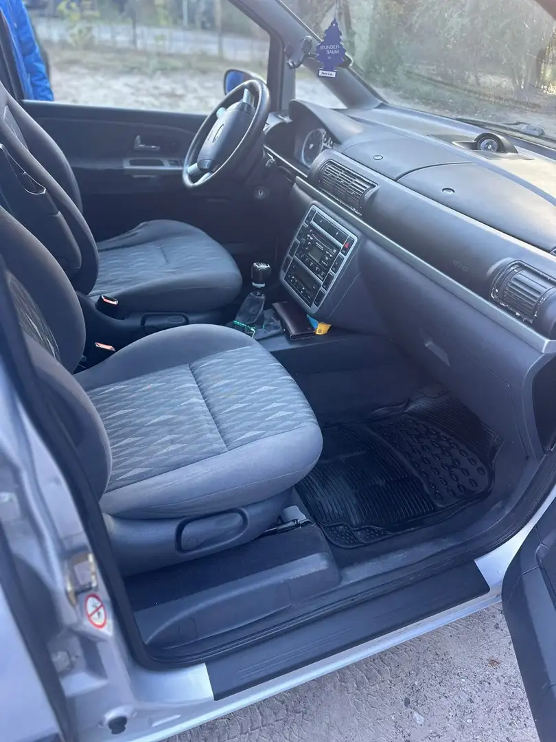 Ford Galaxy 16V Ghia - 1