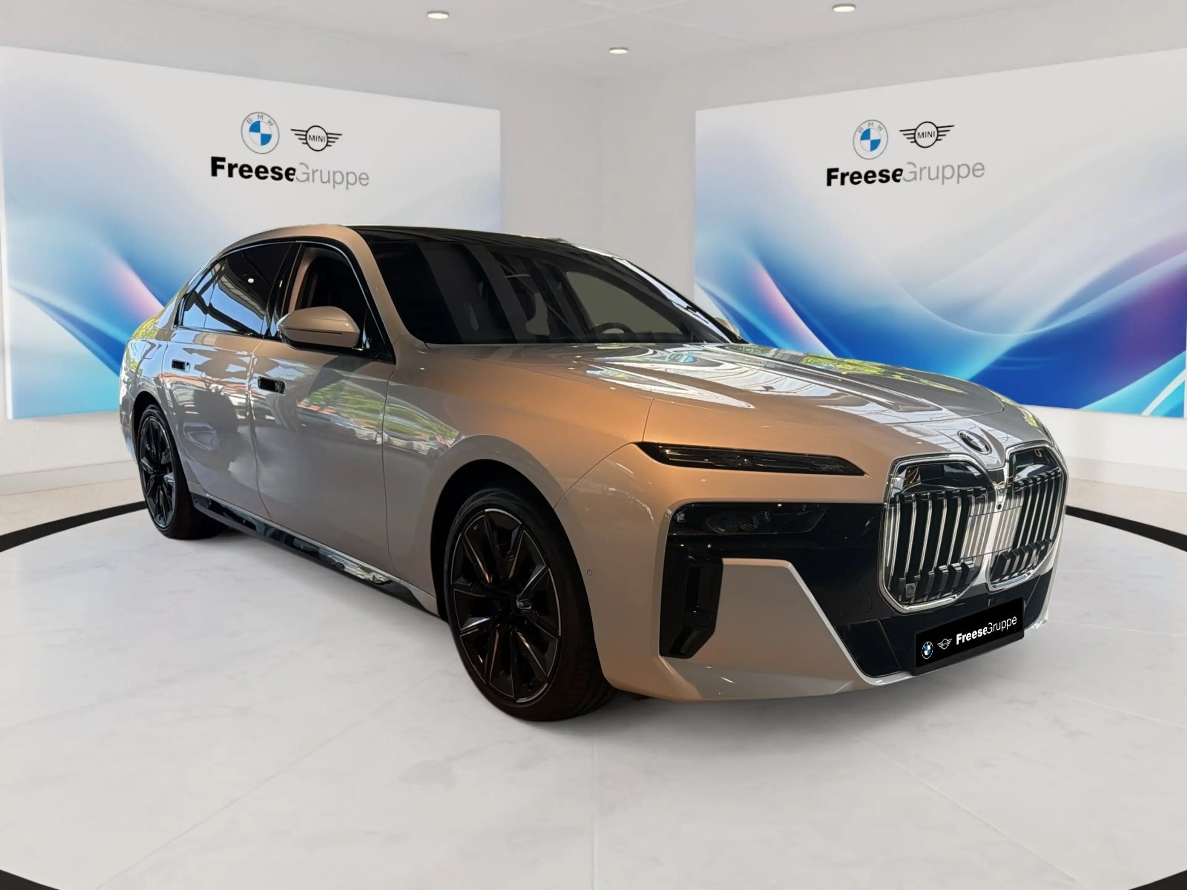 BMW 740 d xDrive AHK 360° STANDHZ HEAD-UP MASSAGE RFK — photo 8