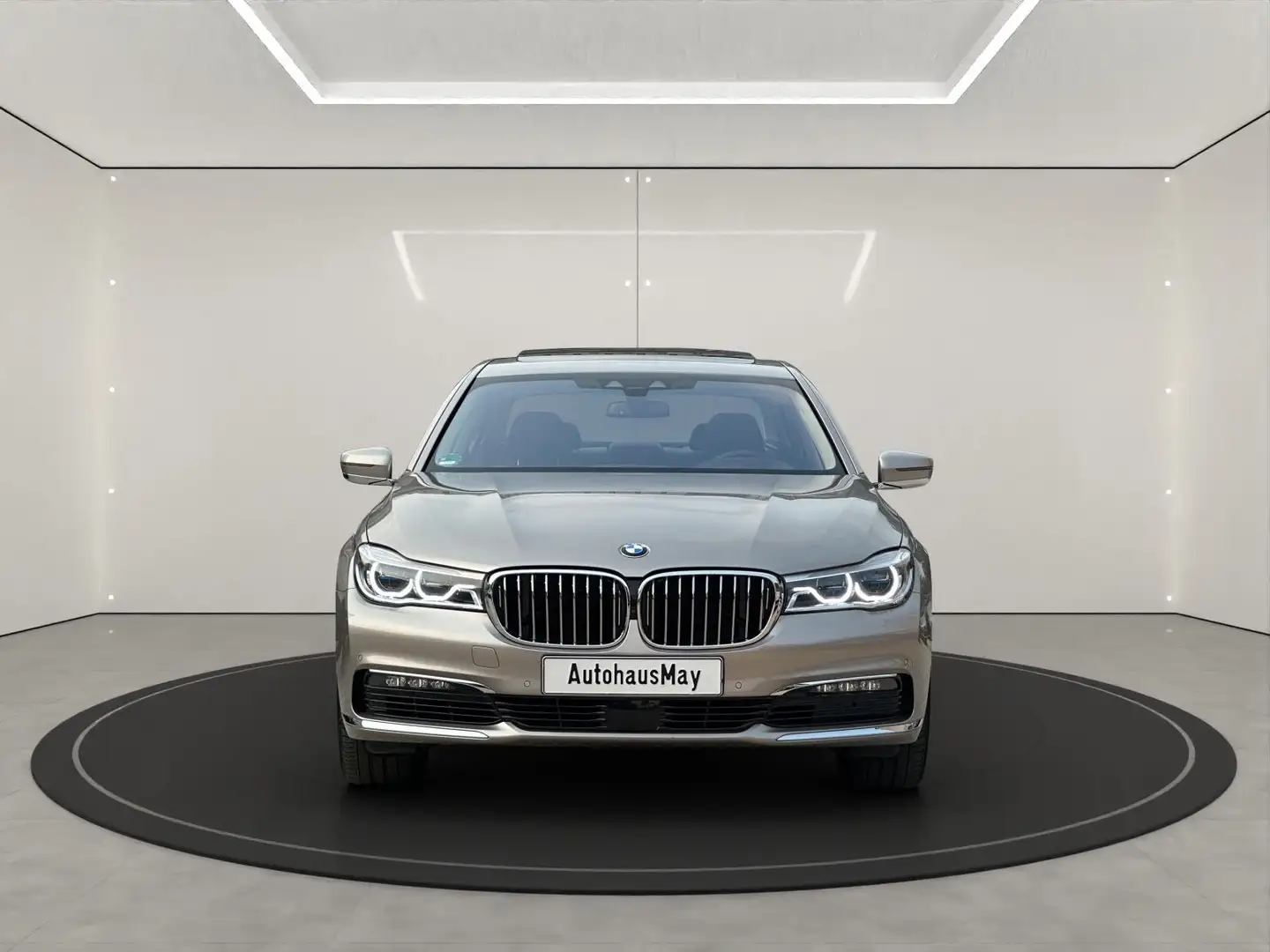 BMW 750 Lim 750 i  V8 xDrive Business Paket Silber - 2