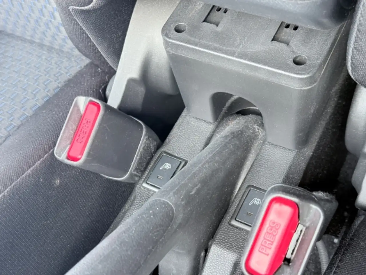 Suzuki Ignis Comfort DAB SHZ Spurhalte. Rückfahr. Notbrems Spur 20