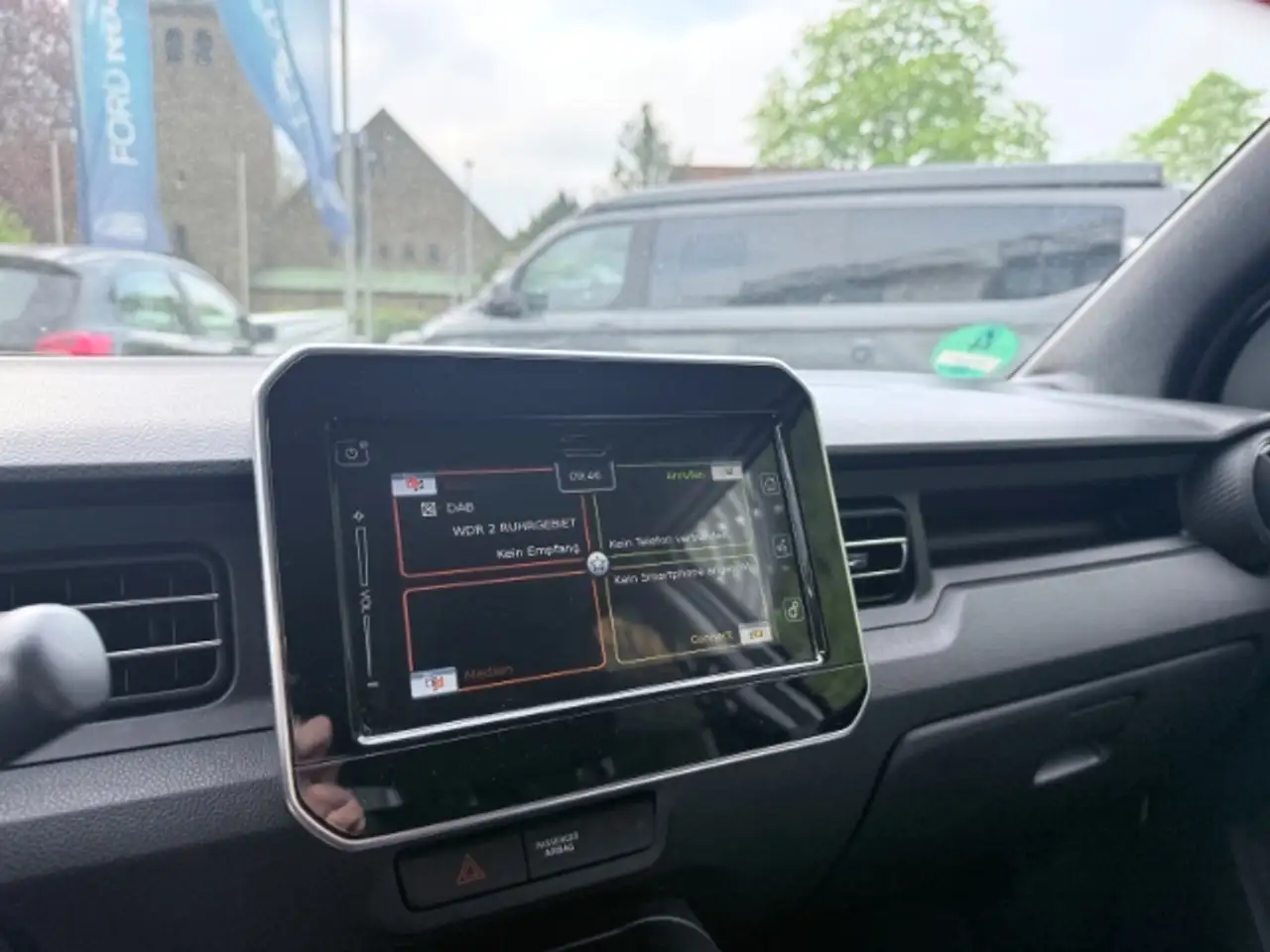 Suzuki Ignis Comfort DAB SHZ Spurhalte. Rückfahr. Notbrems Spur 17