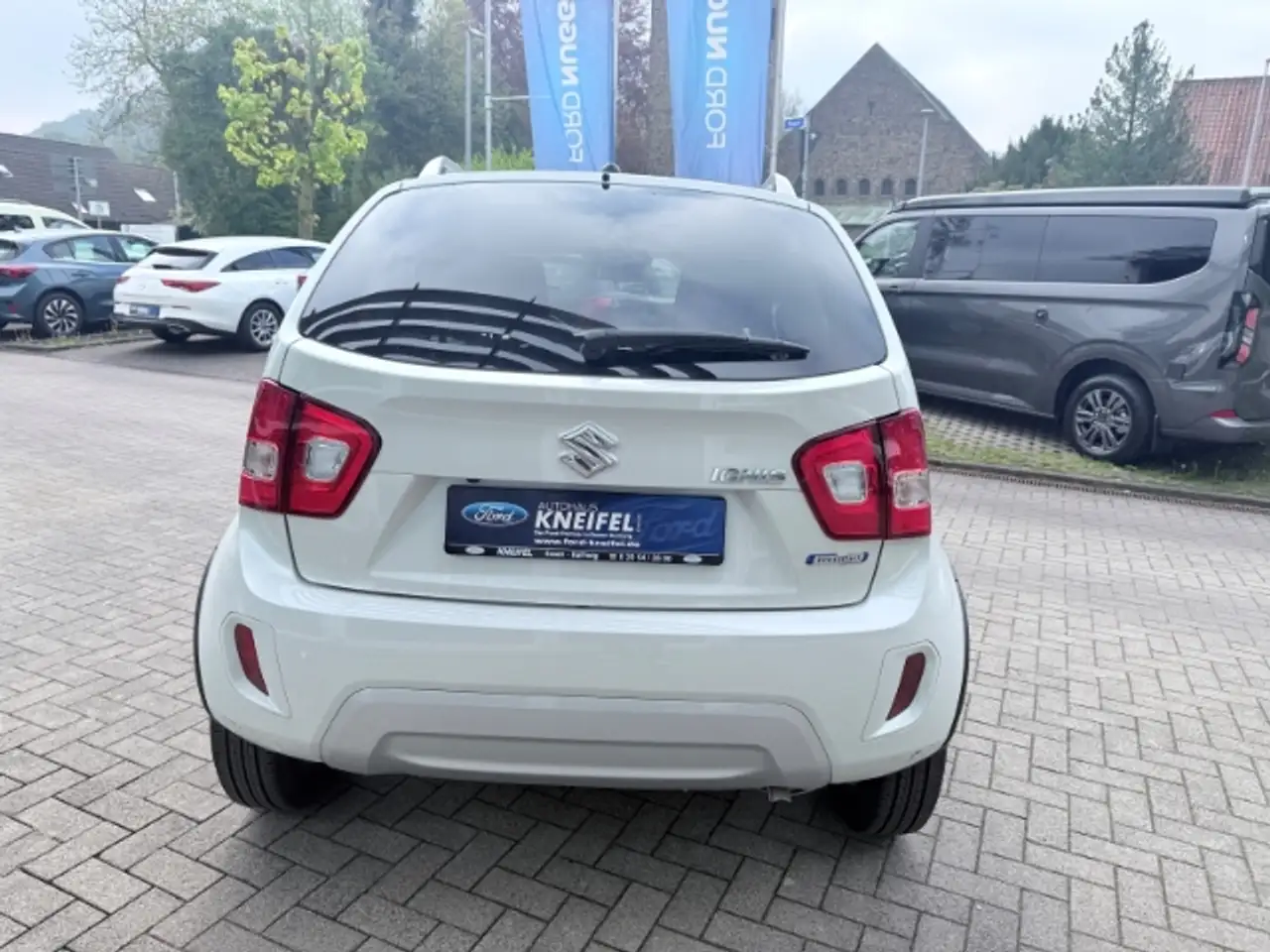 Suzuki Ignis Comfort DAB SHZ Spurhalte. Rückfahr. Notbrems Spur 5