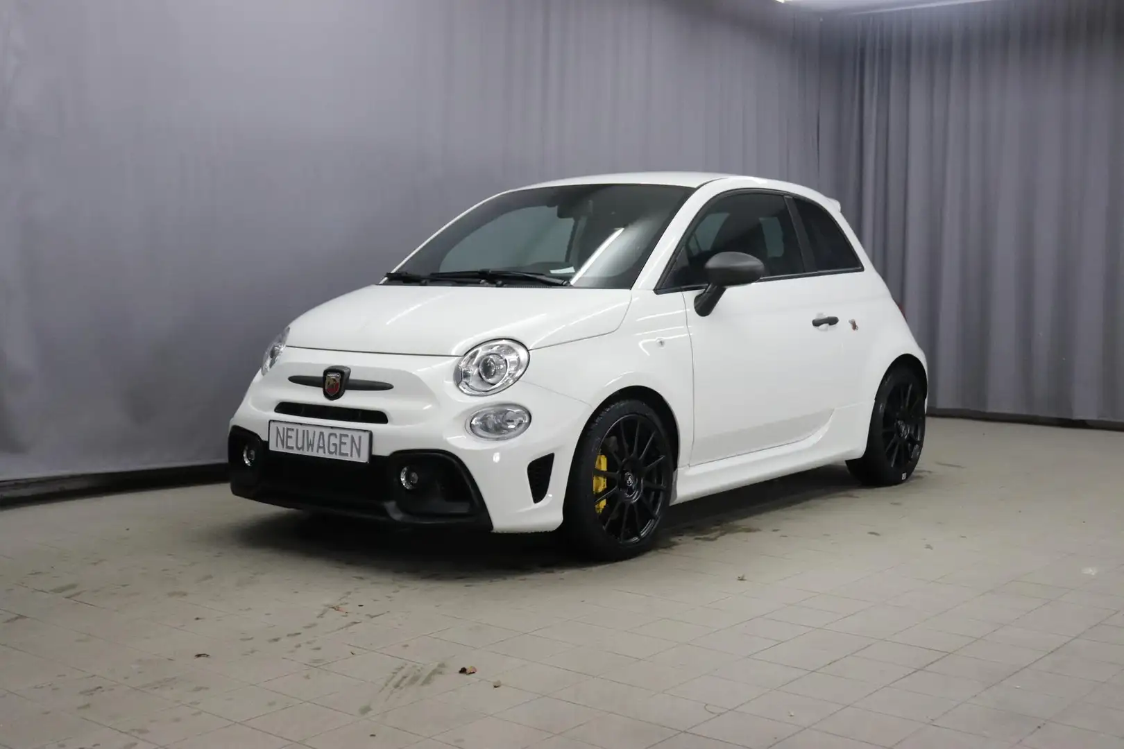 Abarth 695 Competizione 1.4 T-Jet 132 kW (180PS) Automatic... Weiß - 1
