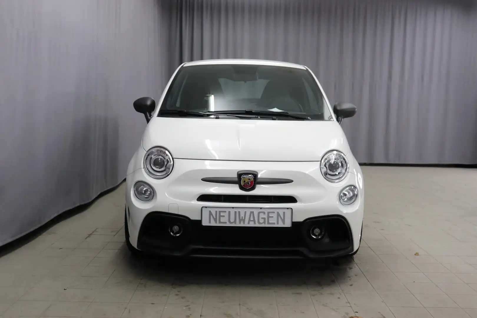 Abarth 695 Competizione 1.4 T-Jet 132 kW (180PS) Automatic... Weiß - 2