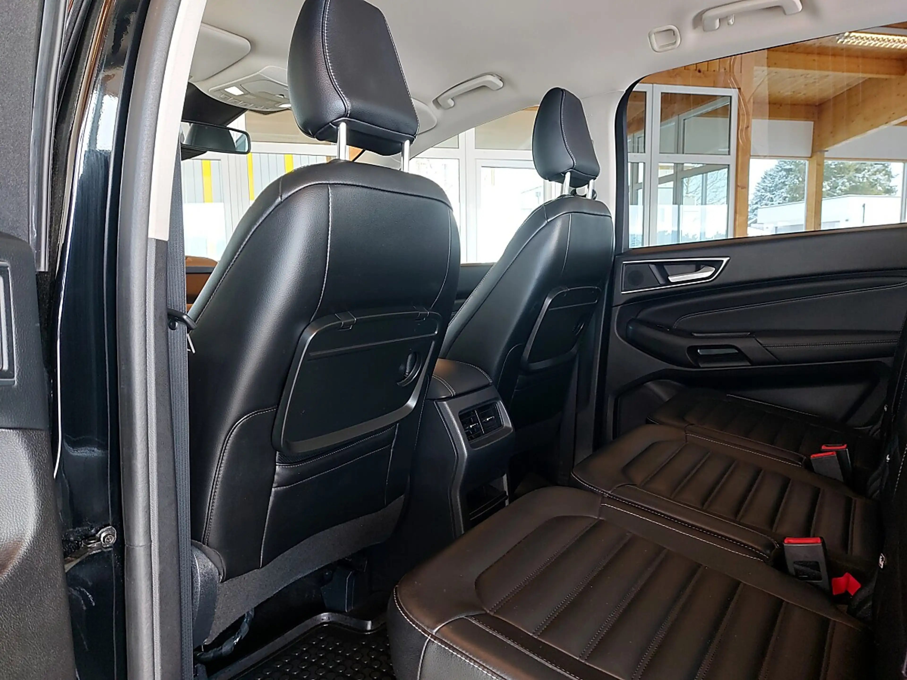 Ford Galaxy 2,0 EcoBlue SCR AWD Titanium Aut. — photo 12