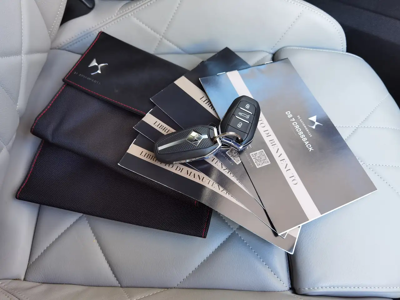 DS Automobiles DS 7 Crossback 2021 — фото 15