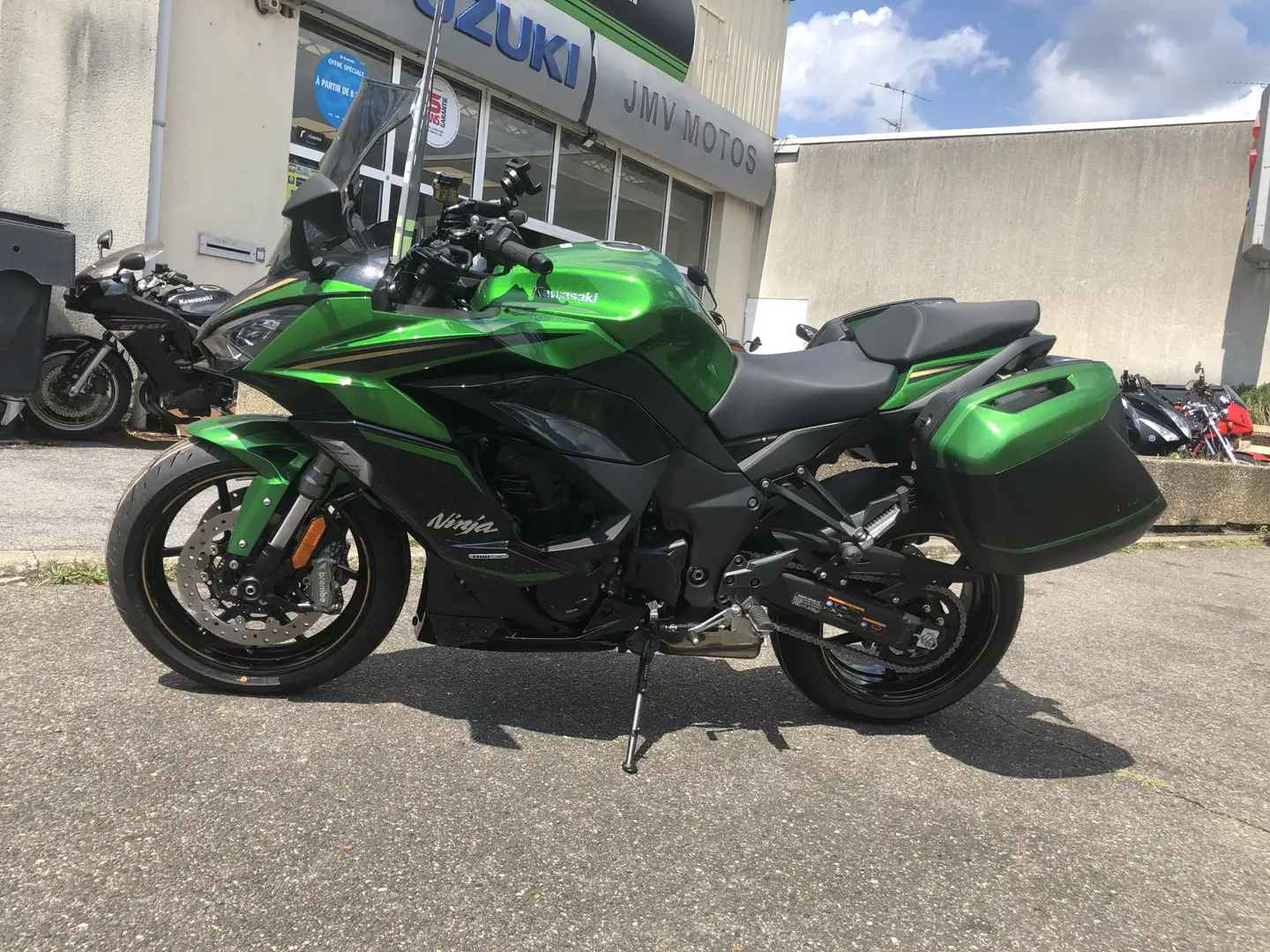 Kawasaki Ninja 1100SX Vert - 2