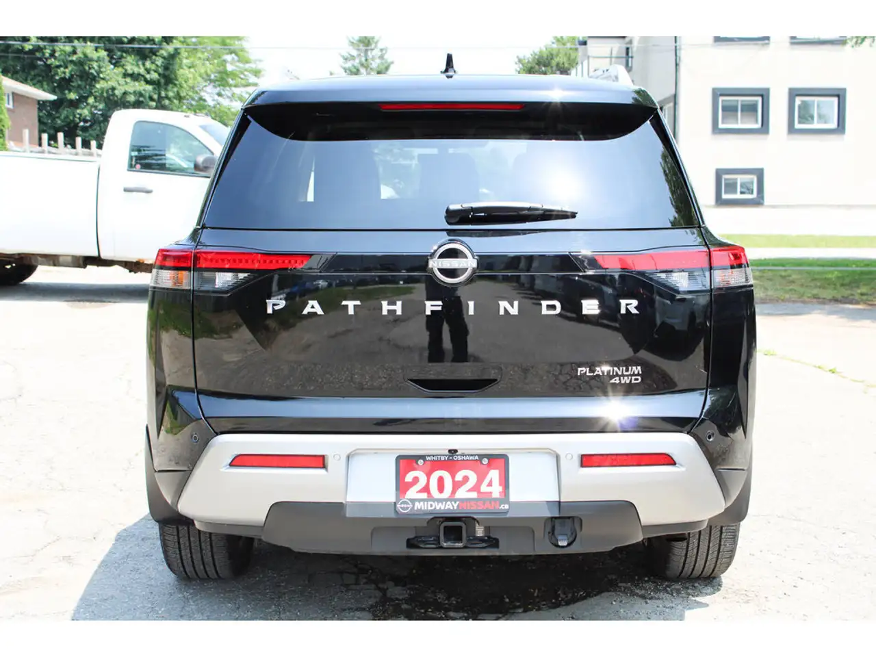 Nissan Pathfinder снимка Nissan Pathfinder