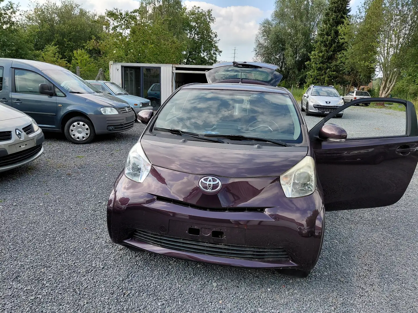 Toyota iQ 1.0i VVT-i Sol - 1