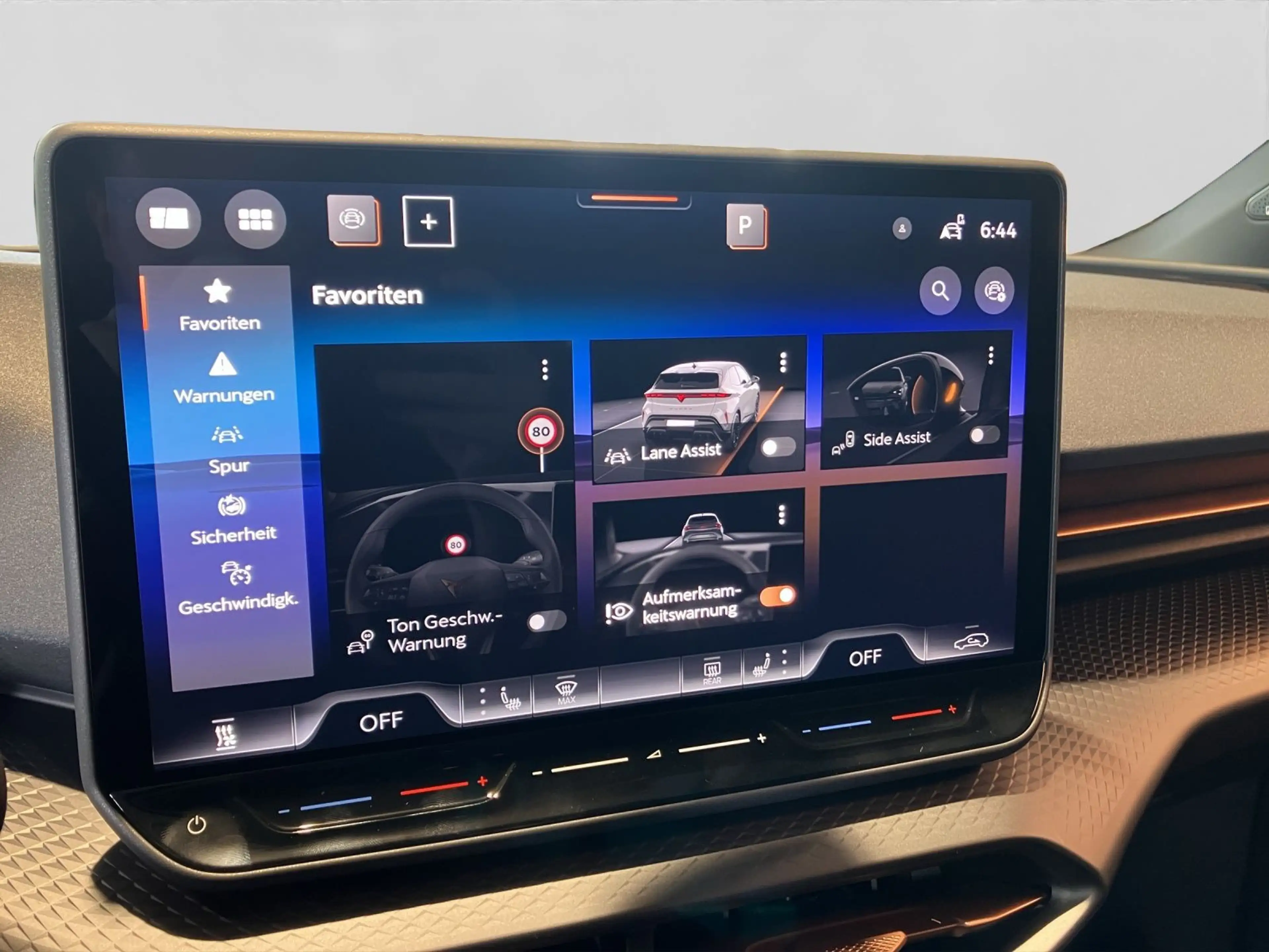CUPRA Raval Endurance Edition Dynamic Endurance Editio — photo 15