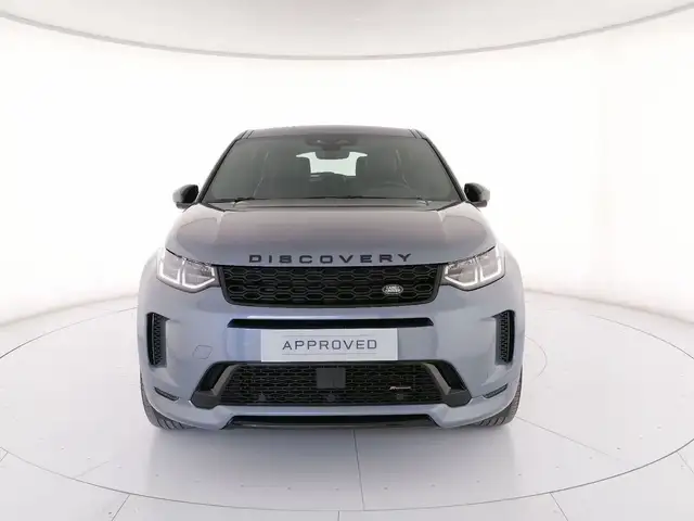 Land Rover Discovery Sport view 8