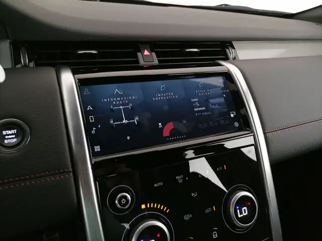 Land Rover Discovery Sport view 22
