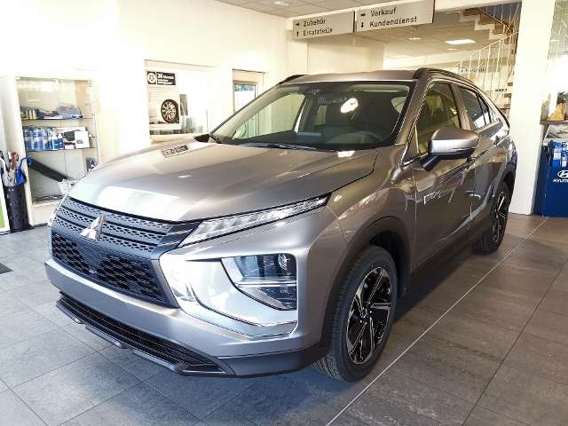 Imagine Mitsubishi Eclipse Cross Plug-in Hybrid PLUS Select -Paket