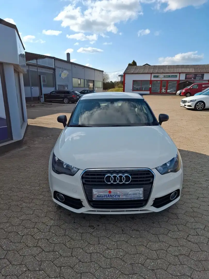 Audi A1 attraction Weiß - 2