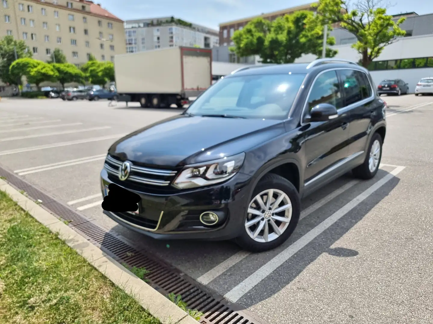 Volkswagen Tiguan Tiguan 2,0 TDI SCR 4Motion Lounge Lounge Schwarz - 1
