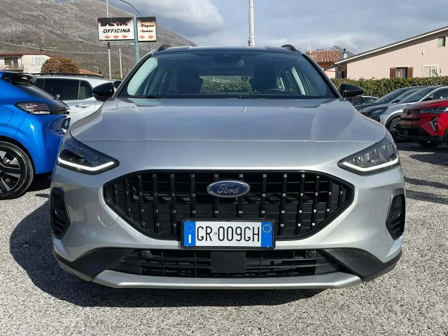 Ford Focus Active SW 1.5 ecoblue Style 120cv Automatica Gris - 2