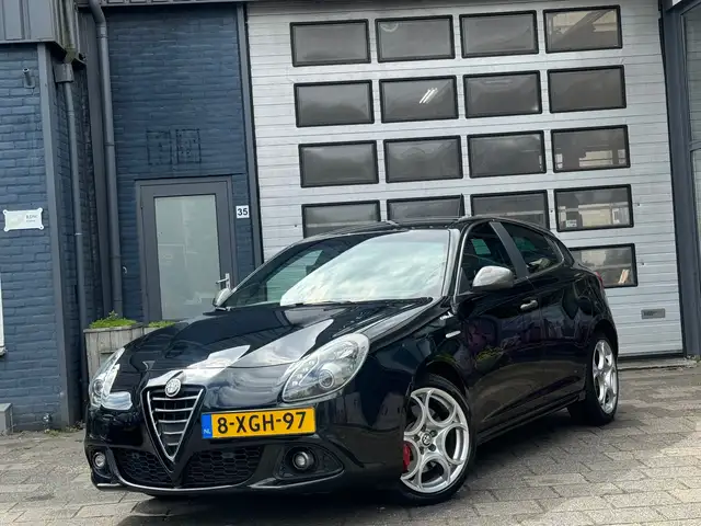 Alfa Romeo Giulietta 1.4 T Exclusive | Clima | Cruise | Navi | Leer | A