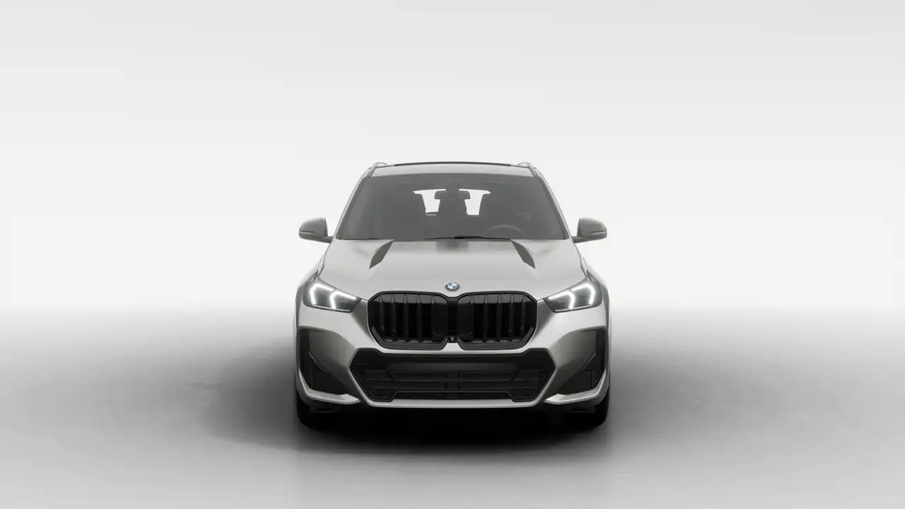 BMW X1 снимка BMW X1