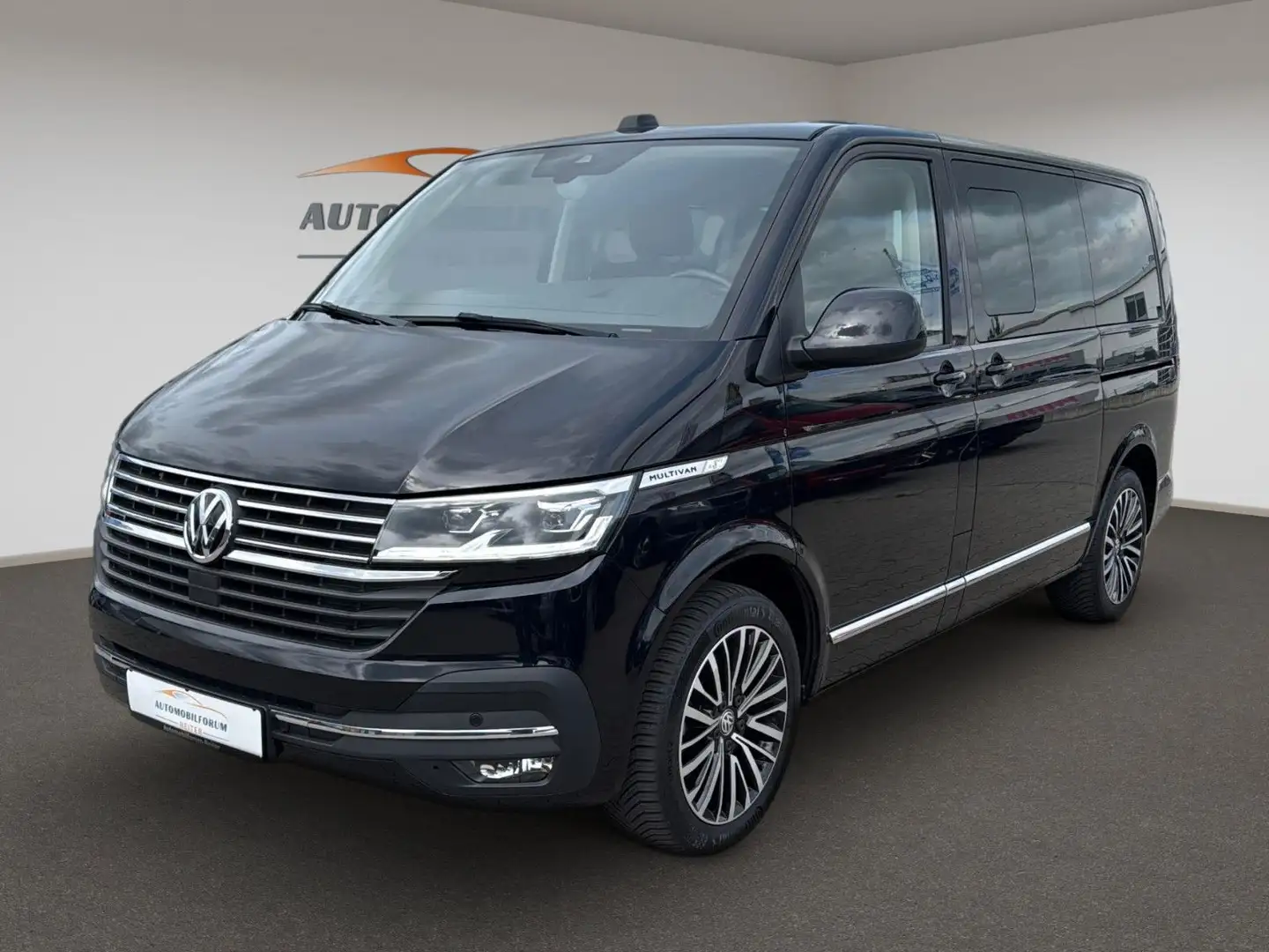 Volkswagen T6 Multivan T6.1 Multivan Generation Six 4 Motion AHK Stand Noir - 1