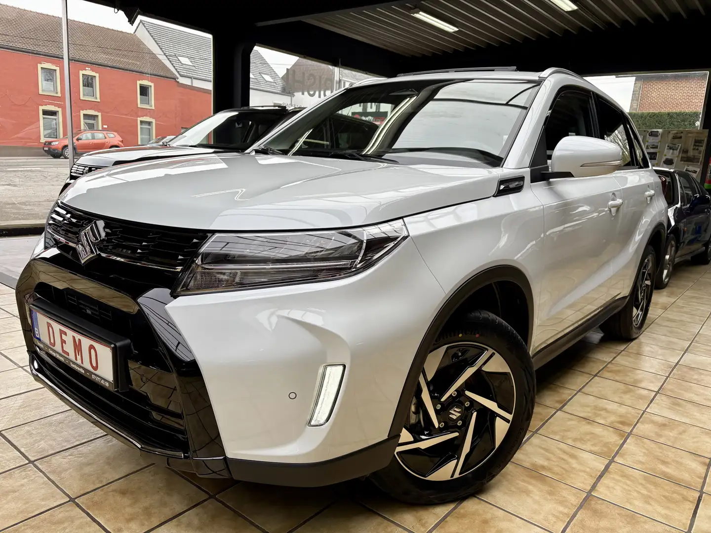 Suzuki Vitara 1.4 Turbo MHEV 48V GLX SP / DEMO / GARANTIE 7 ANS Fehér - 1