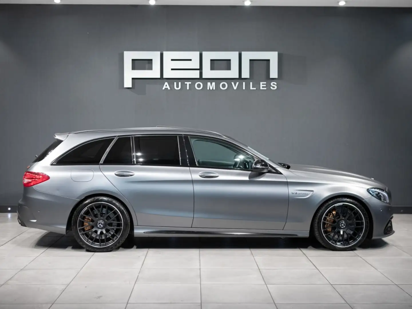 Mercedes-Benz C 63 AMG Estate 7G Plus Gris - 2