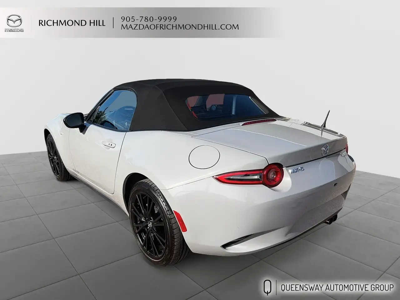 Mazda MX-5 Miata photo Mazda MX-5 Miata