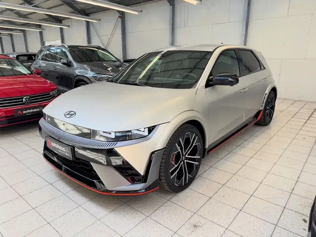 Hyundai Ioniq 5 view 3