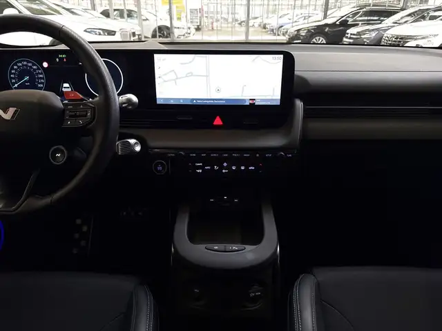 Hyundai Ioniq 5 view 11