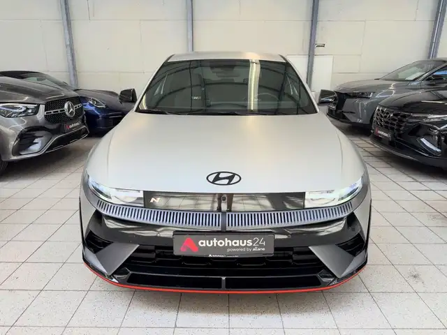 Hyundai Ioniq 5 view 2