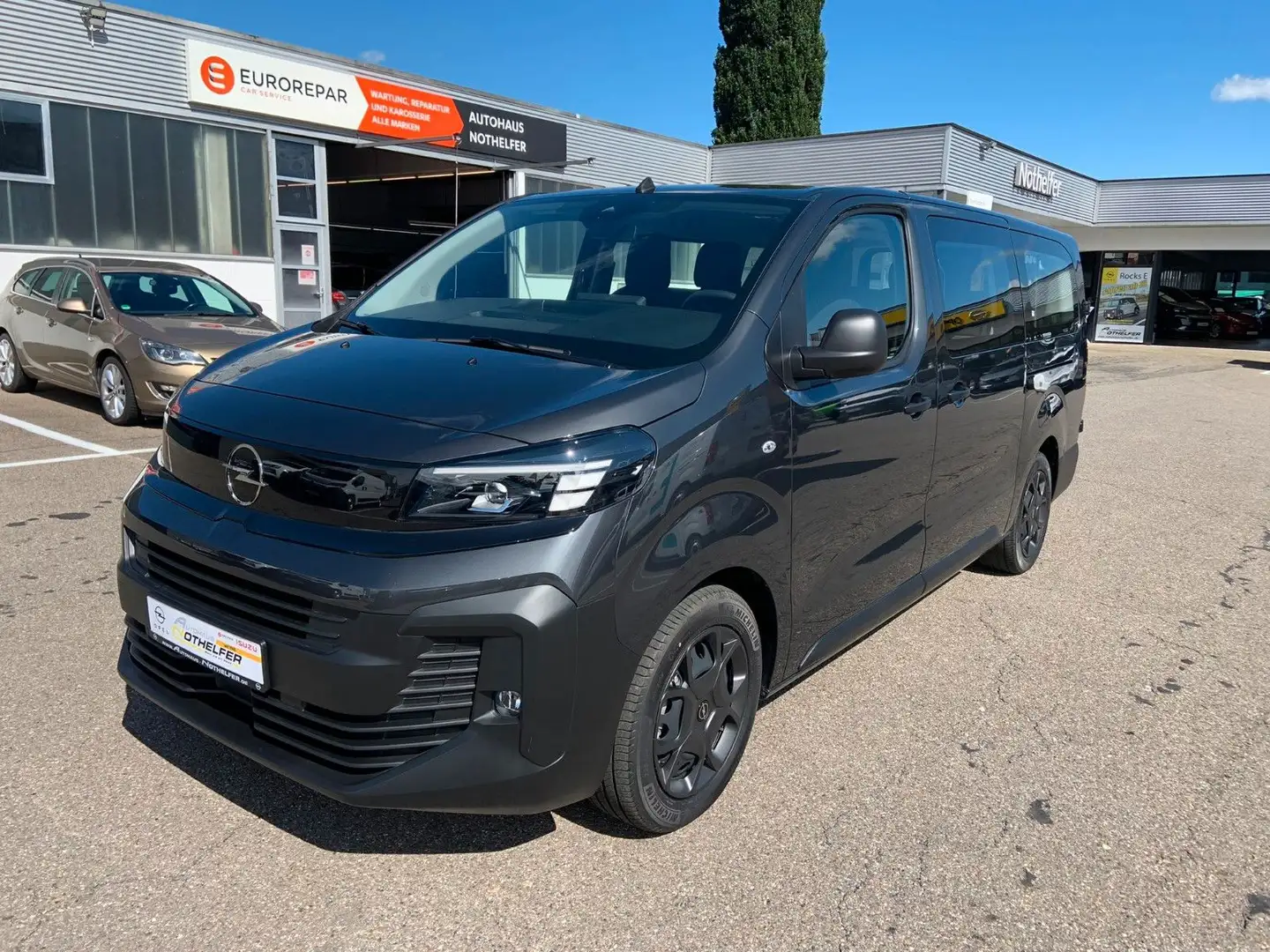 Opel Vivaro Kombi XL 9 Sitze 8 AT FLÜGELTÜREN Gris - 2