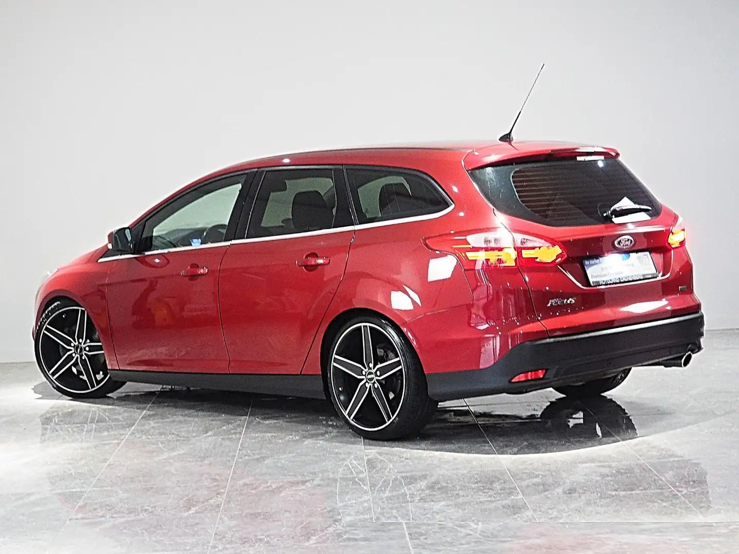 Ford Focus 1.6 ECOBOOST*ST-LINE OPTIK*MOTOR KLACKERT* Rot - 2