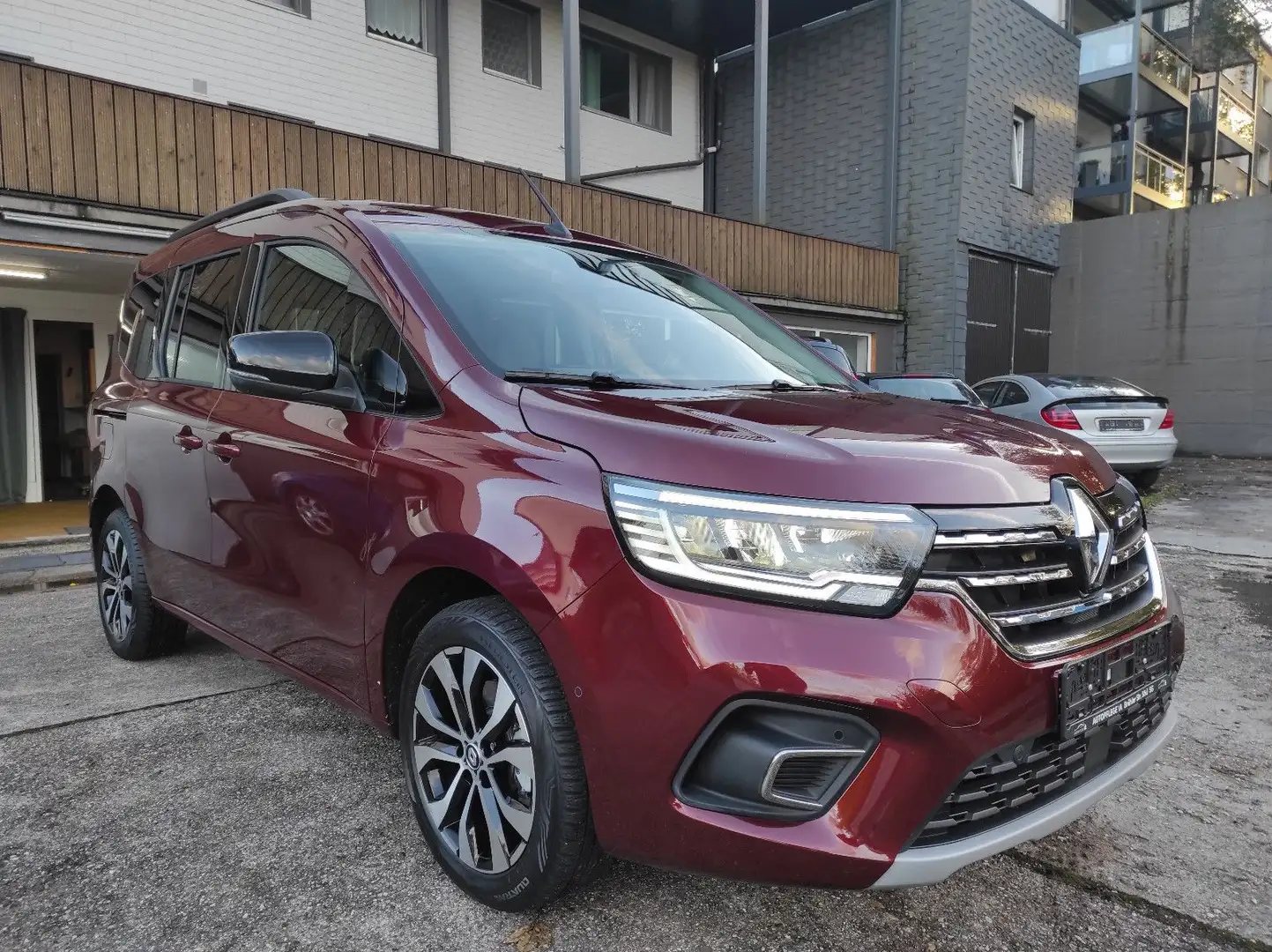 Renault Kangoo III Techno Automatik*Safety-Plus Paket*ACC Rot - 2