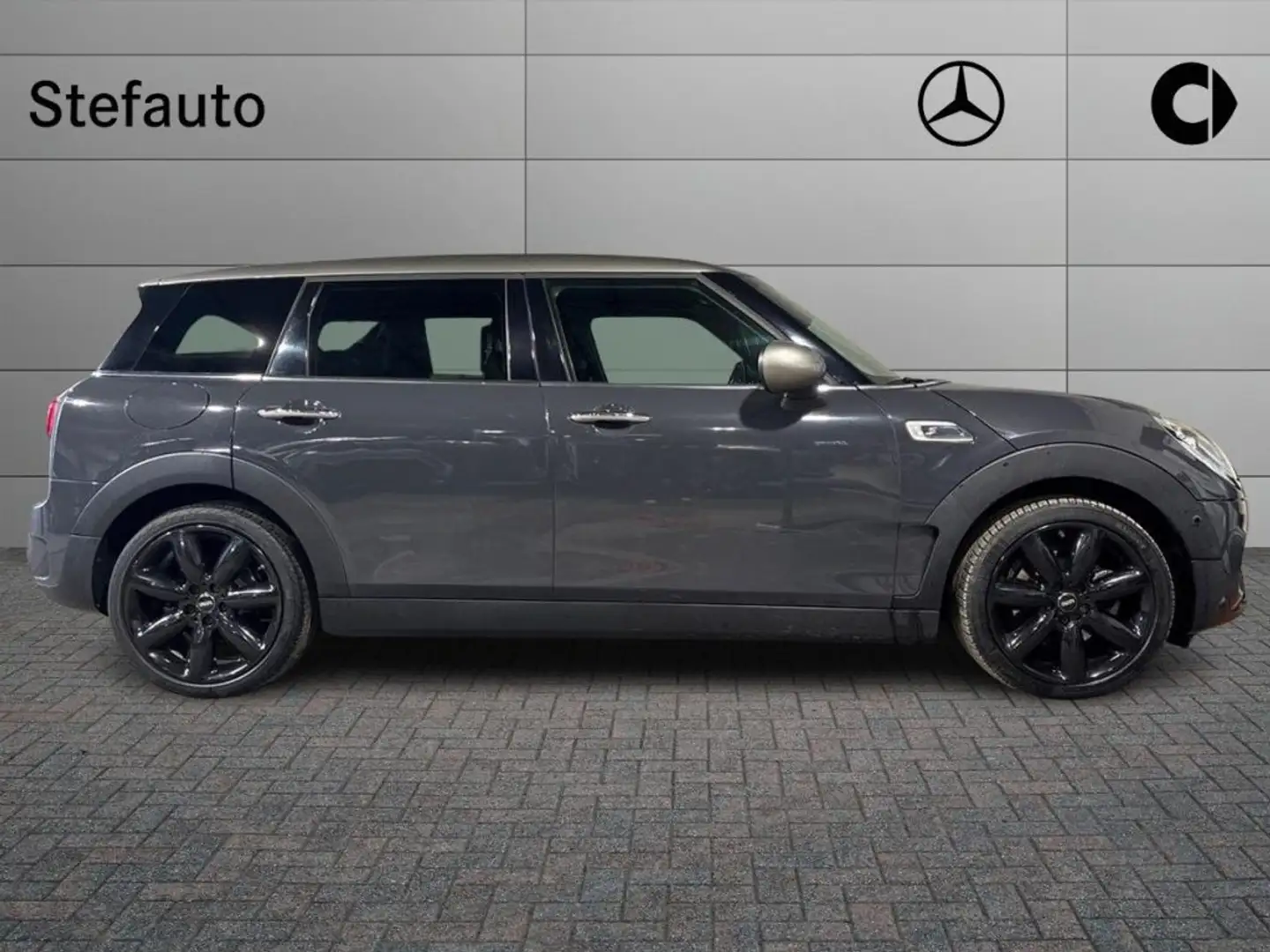 MINI Cooper SD Clubman 2.0 Hype Gris - 2