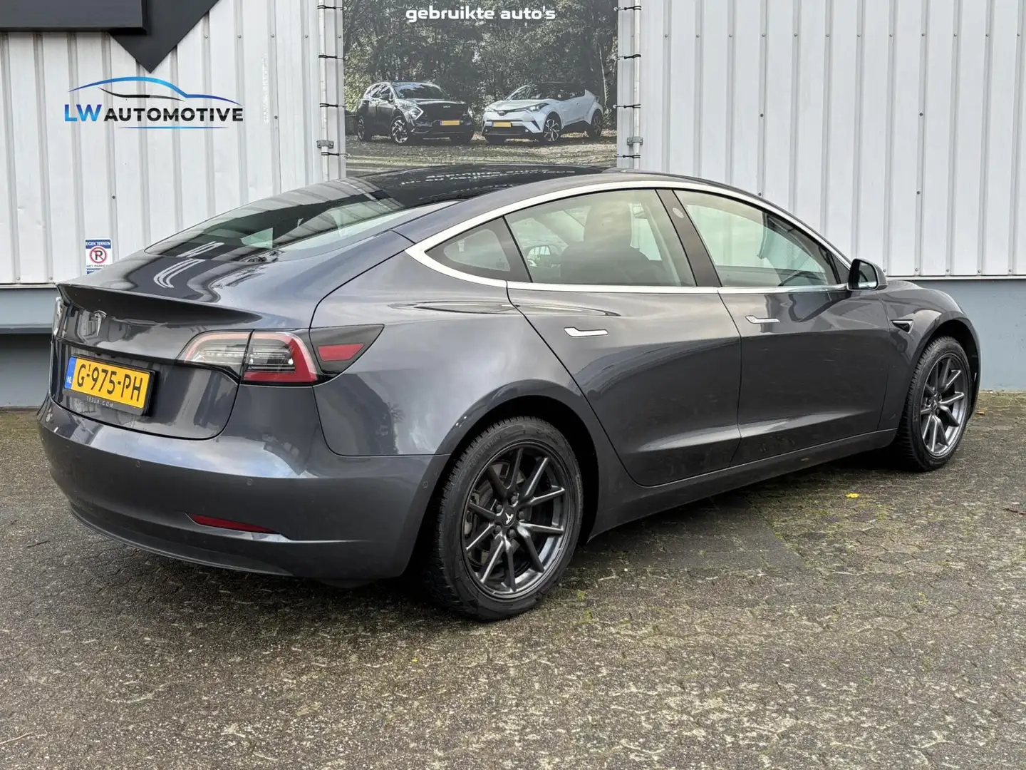 Tesla Model 3 Standard RWD Plus 60 kWh | AUTOPILOT | 1e eig. | 1 Grijs - 2