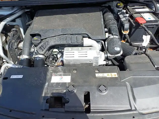 Peugeot 308 view 5