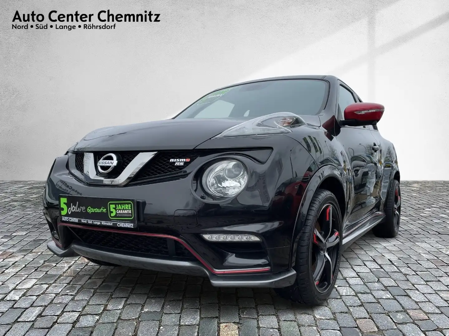 Nissan Juke 1.6 DIG-T Nismo RS Xenon/Navi/360° Schwarz - 2