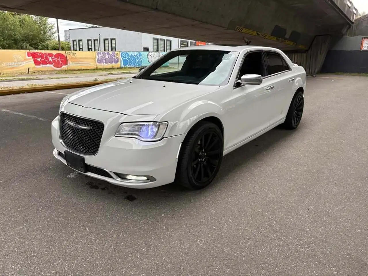 2017 Chrysler 300
