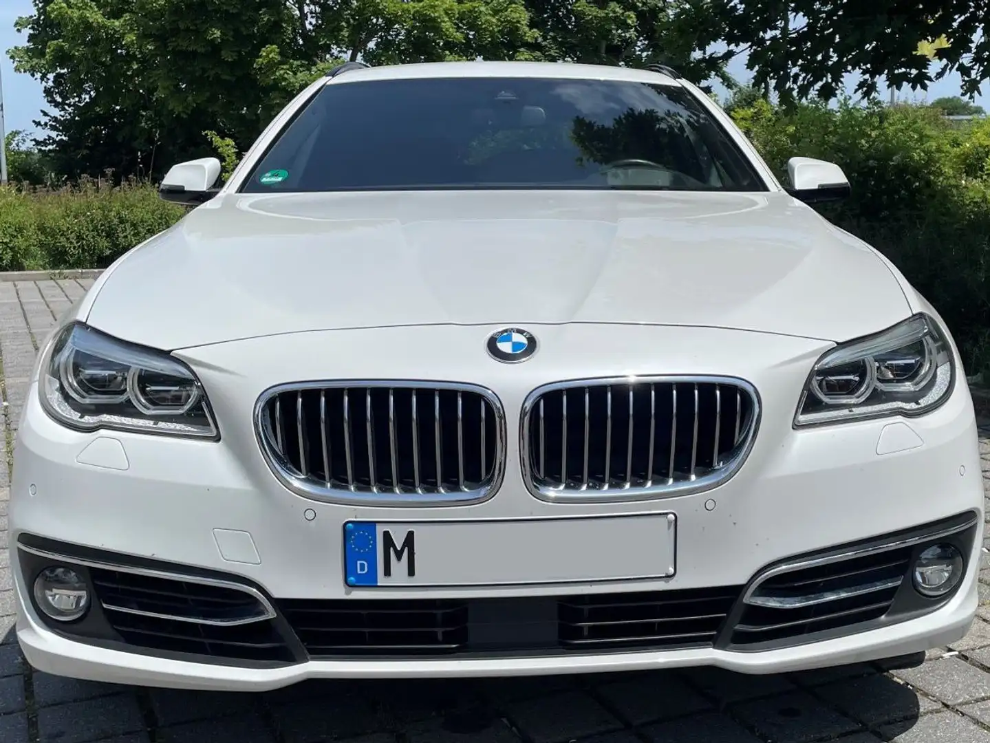 BMW 535 535i Touring Sport-Aut. Luxury Line Weiß - 1