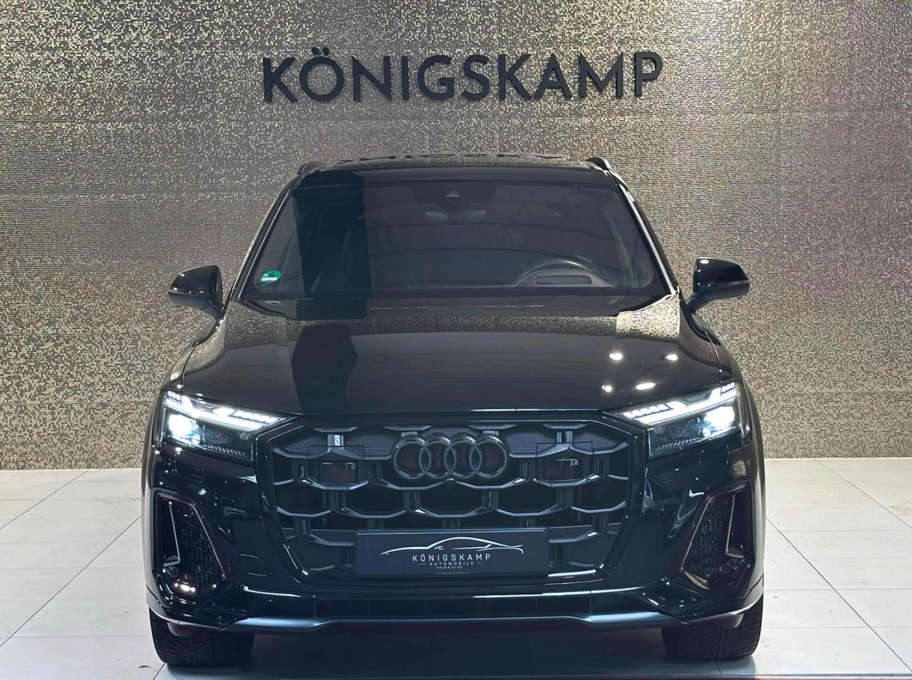 Audi SQ7 4.0 TFSI quattro * 360 ° * ACC * AHK * HUD * — photo 5