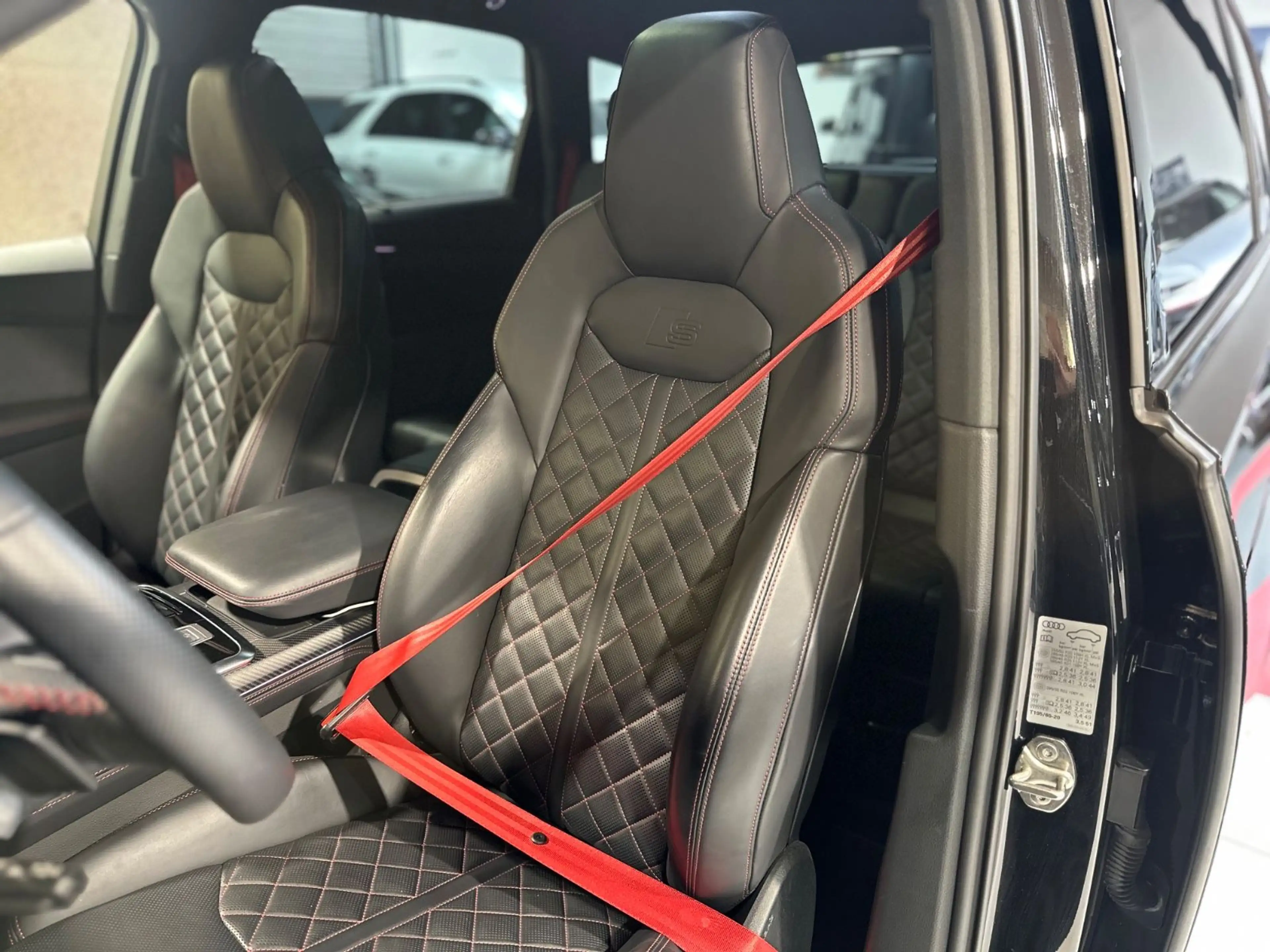 Audi SQ7 4.0 TFSI quattro * 360 ° * ACC * AHK * HUD * — photo 9