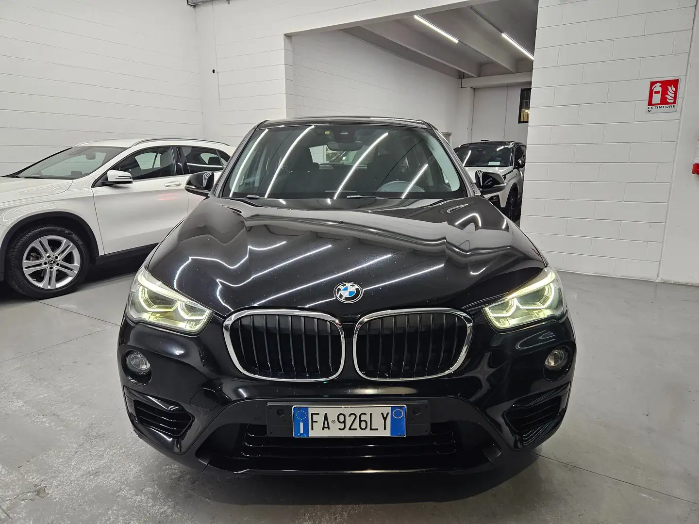 BMW X1 X1 F48 xdrive20d xLine Noir - 2