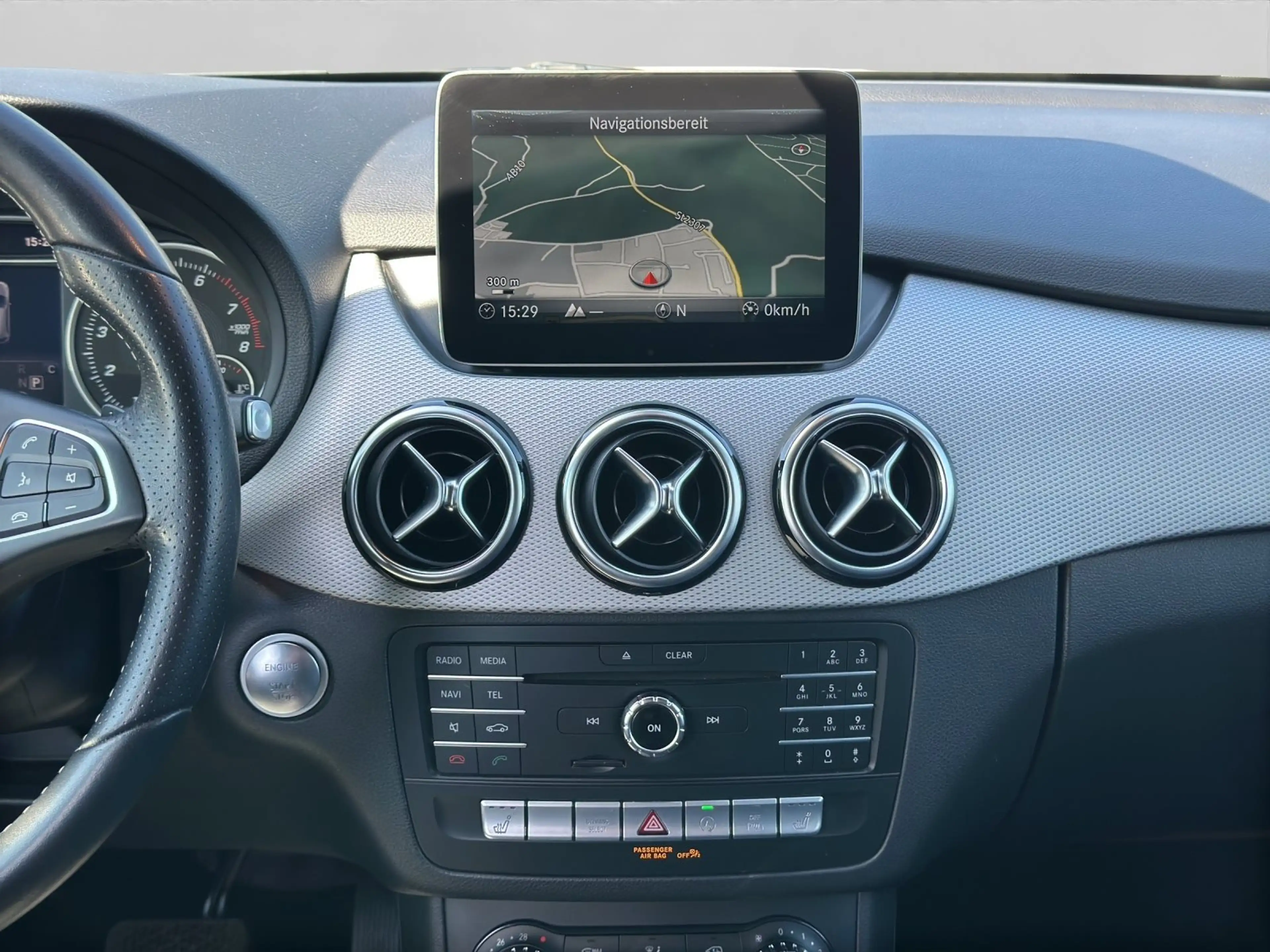 Mercedes-Benz B 250 Urban LED RFK — photo 11