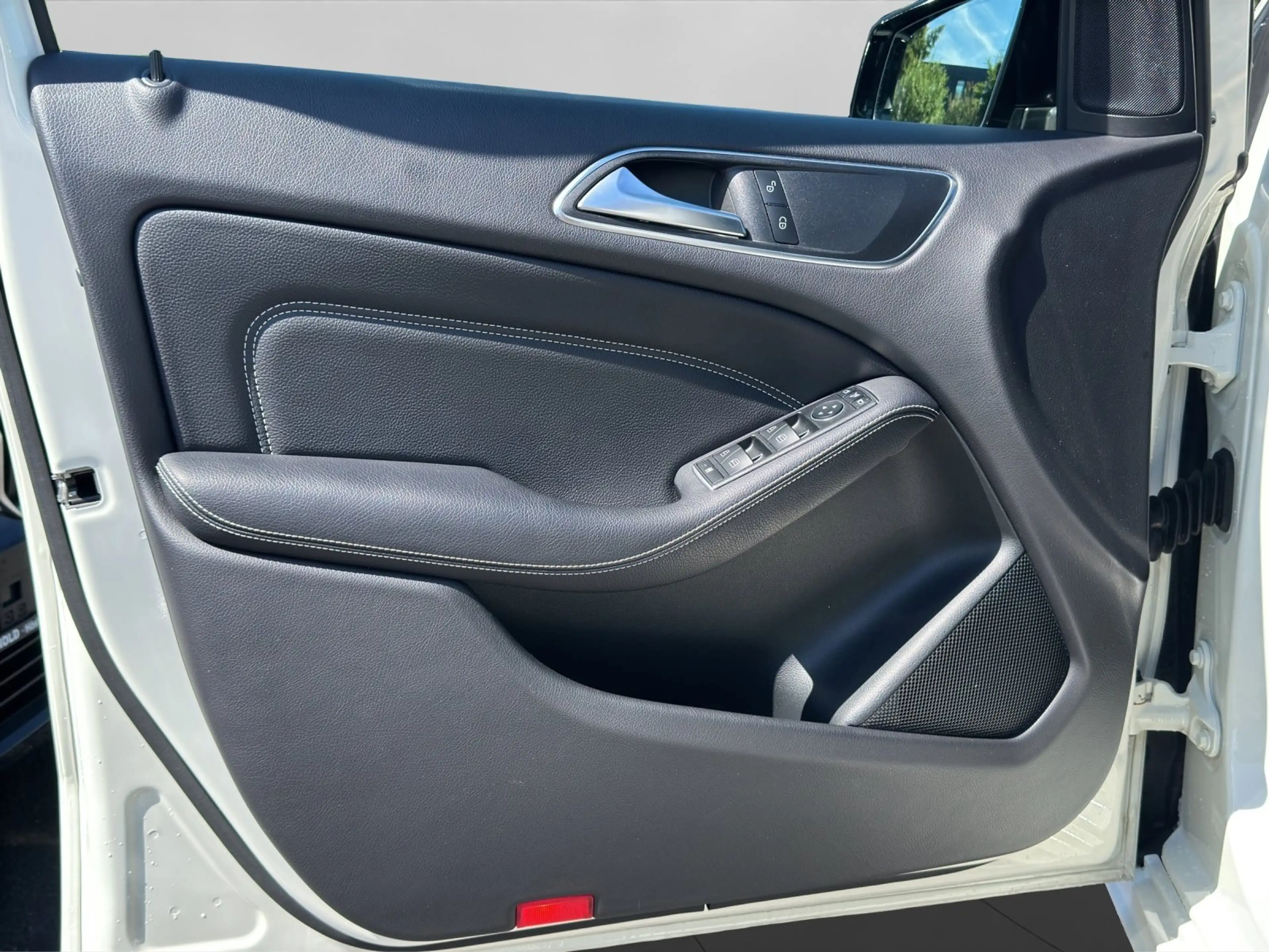Mercedes-Benz B 250 Urban LED RFK — photo 12