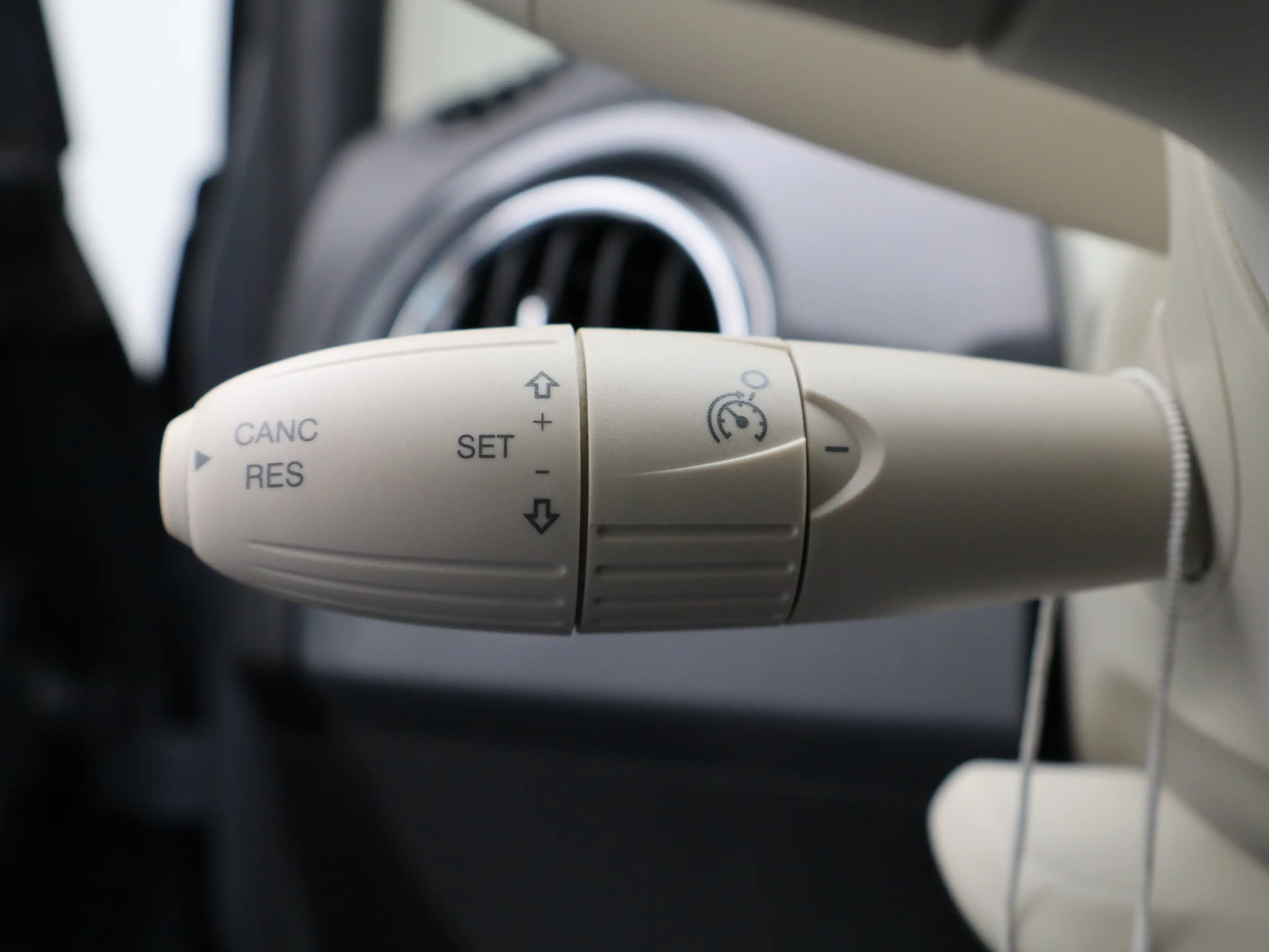 Fiat 500 1.0 Hybrid Cult Lage KM-stand | Airco | Bluetooth — photo 31