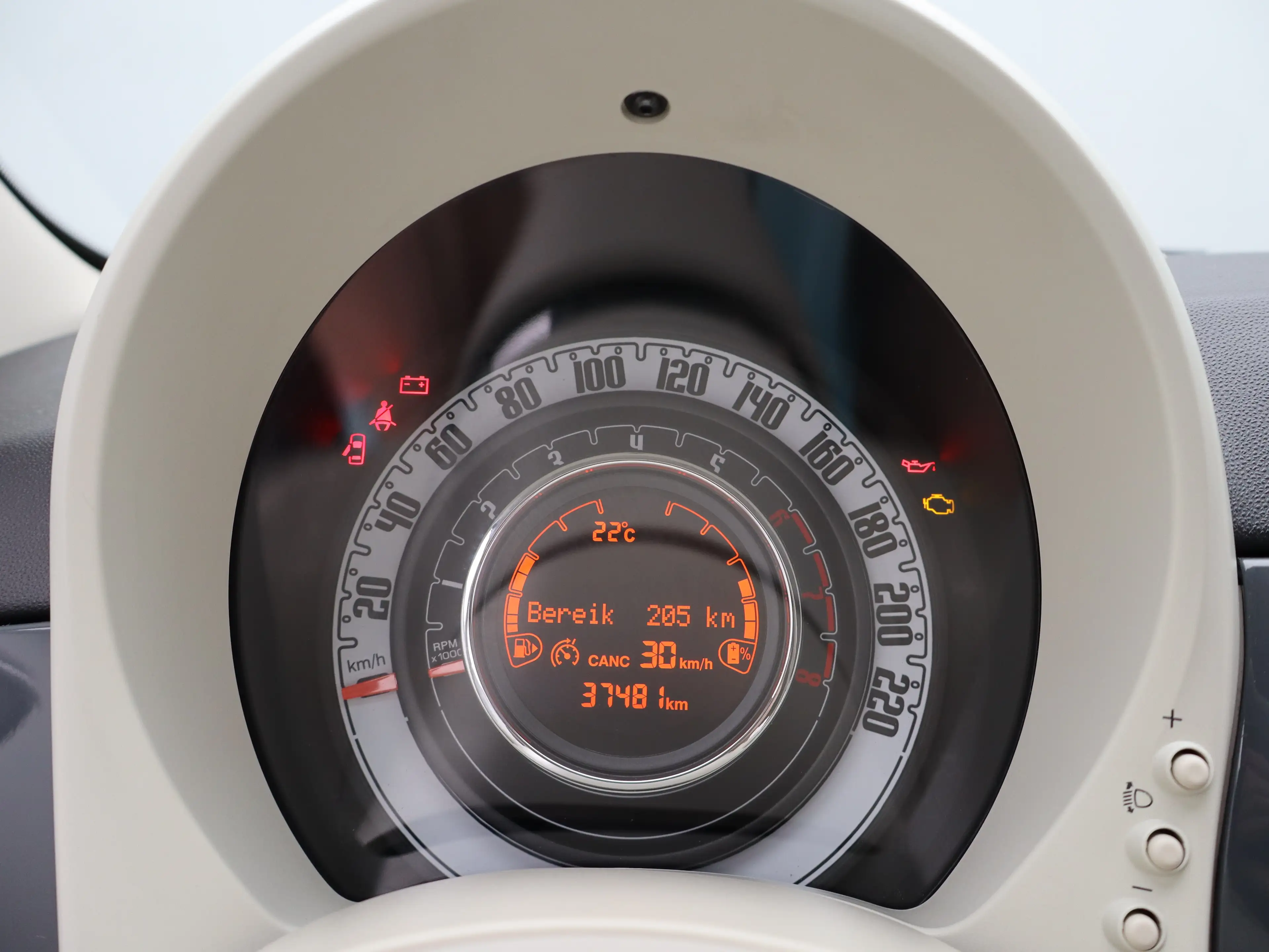 Fiat 500 1.0 Hybrid Cult Lage KM-stand | Airco | Bluetooth — photo 4